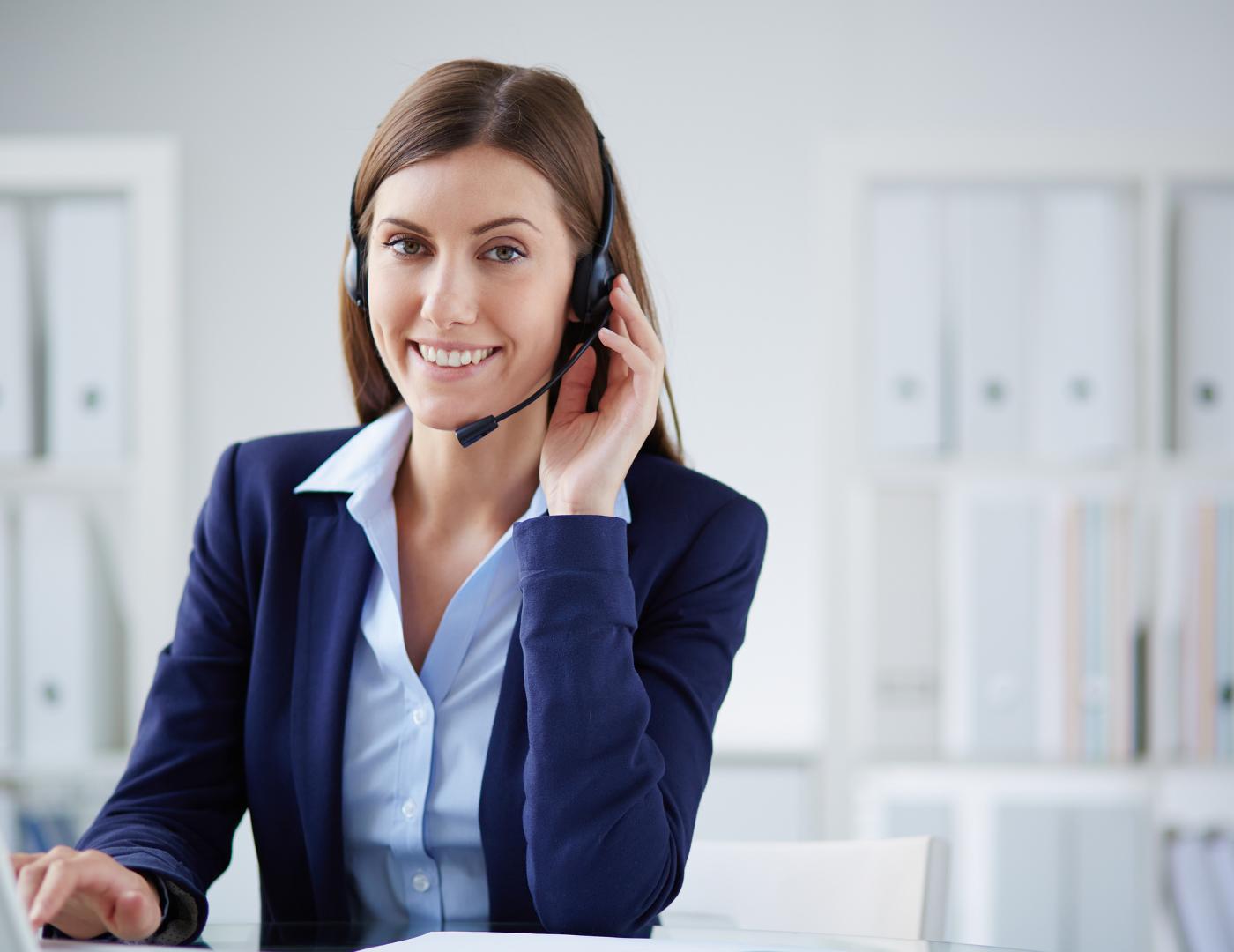 Call center aziendale con operatori dedicati all'assistenza